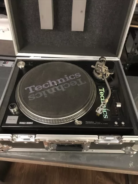 Technics Sl-1210 M5G With Case
