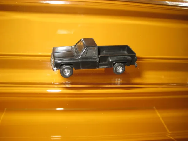 Trident - 1:87 - H0 - Chevrolet Pick-Up Fenderside - schwarz