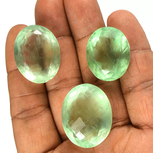 203 CT / 3 Pièces en Gros Lot Vert Naturel Fluorine Coupe Ovale Forme Libre