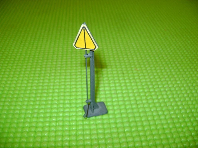 546868_4