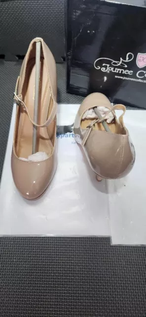 journee collection leslie nude size 10