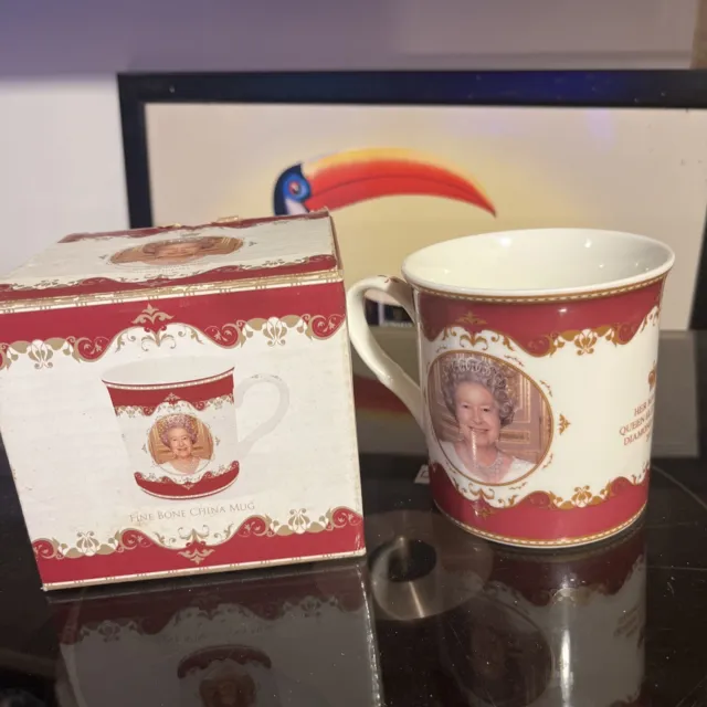 Queen Jubilee Mug In Box Never Used