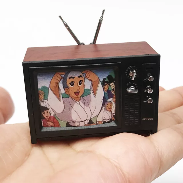 1/12 Scale Dollhouse Miniature Retro Mini Television Set Furniture Accessories