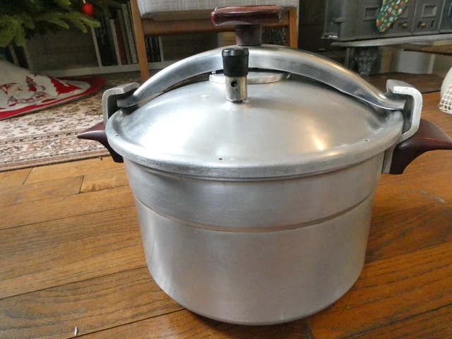 ANCIENNE COCOTTE MINUTE SEB - 6L 6 Litres Argenté - Vendu