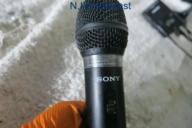 Microphone sans fil portable Sony utx-h2 + récepteur URX-P2 (ch 42-45)  2