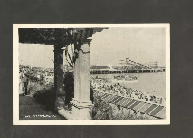 Postcard Essex Clacton on sea Pier