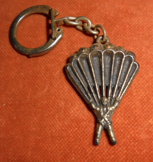 Ancien Parachute PD190 – Pour Pièces Détachées – Non Fonctionnel