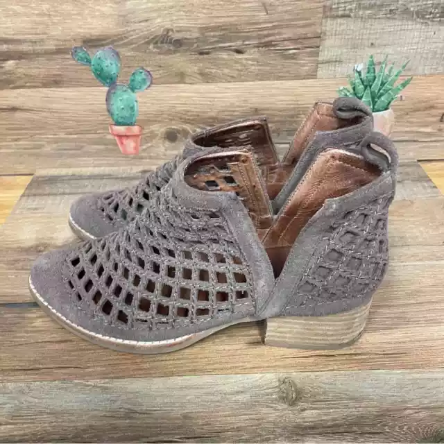 JEFFREY CAMPBELL TAGGART perforated ankle boots split sides grey women ...