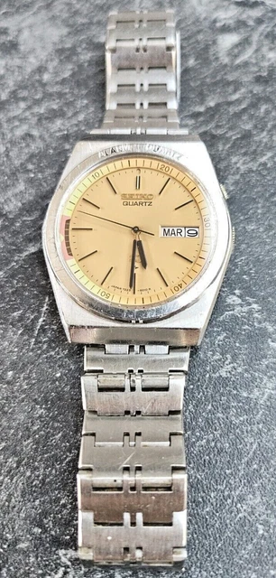 RARE MONTRE SEIKO alarm quartz 1980 dateur jour/date 7223-6010
