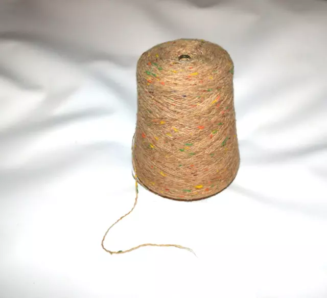Hilo de cono Coren Indik inc. 1 lb 9 oz hilo de acrílico suave beige y punto multicolor