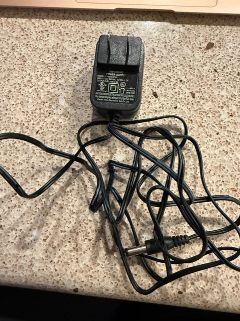 ギター T.C.Electronic NOVA REVERB NR-1 Multipurpose AC to DC Adapters, Multipurpose Batteries