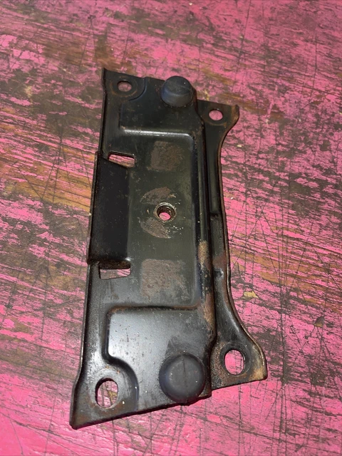 1994 Honda Trx300 Fourtrax Battery Box Seat Latch Cover Used