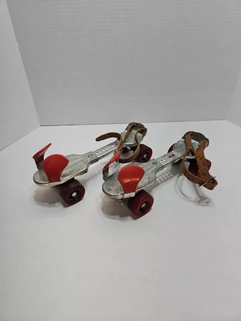 Vintage Metal Roller Skates Jet Set Adjustable Roller Skates ( 2 )