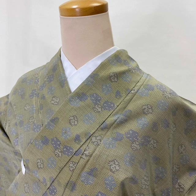 Japanese Kimono / Oshima Tsumugi / Silk / Casual Wear / Haori / G-139