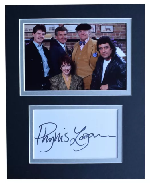 Phyllis Logan Signed Autograph 10x8 photo mount display Lovejoy TV AFTAL & COA