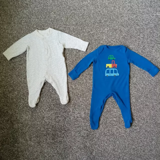 Bundle of 2 Baby Boy's Sleepsuits. 0-3 Months. 62 cms Height. 6 Kgs Weight. VGC.
