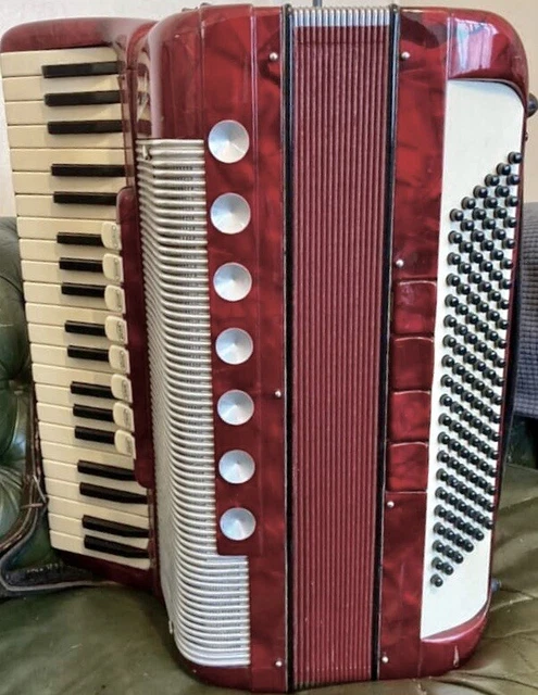 流行 【整備済】アコーディオン スキャンダリー SCANDALLI 鍵盤楽器