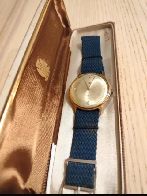 montre lip mécanique vintage bracelet nato bleu avec sa boite d'origine