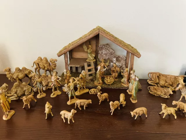 Vintage Fontanini Nativity Set Depose Italy 1983 - HUGE LOT! 34 Pieces/ Stable