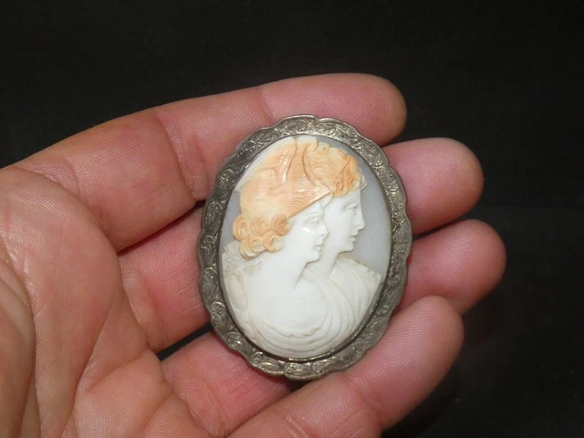 Très grand camée ancien femme et homme de profile bijoux ancien broche ancienne
