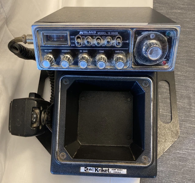 MIDLAND MODEL 13888B Cb Radio W/ Matching Kriket Hump Mount Colsole