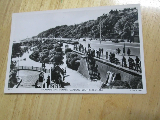 Postcard Esplanade and Sunken Gardens, Southend-on-Sea (RP Unposted) Tuck's