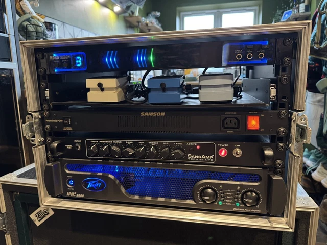 FULL BASS TOURING Rig - Peavey/Sansamp/Korg/Boss/Line 6/Celestion/Zilla ...