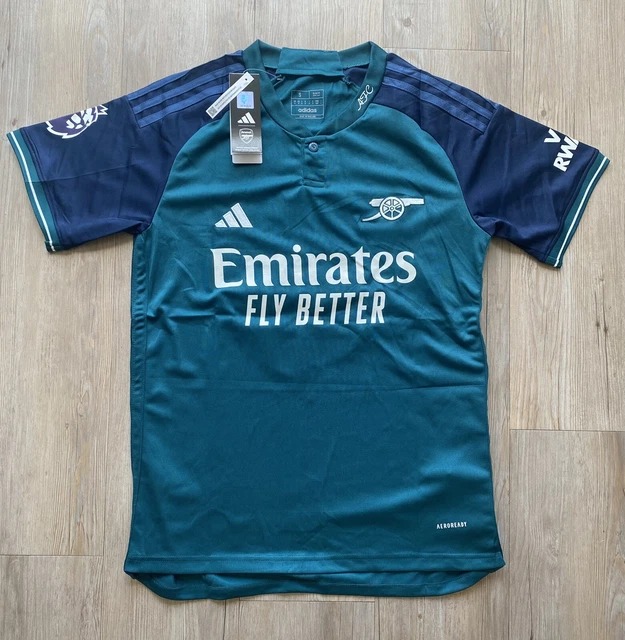 arsenal 3rd kit saka