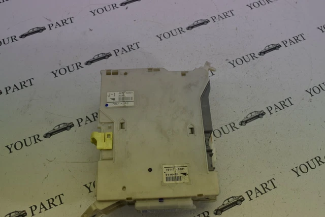 LEXUS GS450H Intérieur Relais Fusible Boite Module 82730-30B61 5691