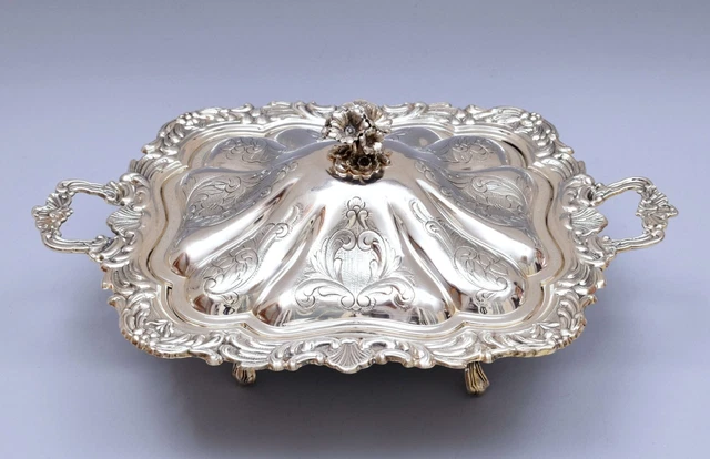 Piatto Da Servizio Coperto Argento Massiccio / Legumiere / Tureen Vegetale