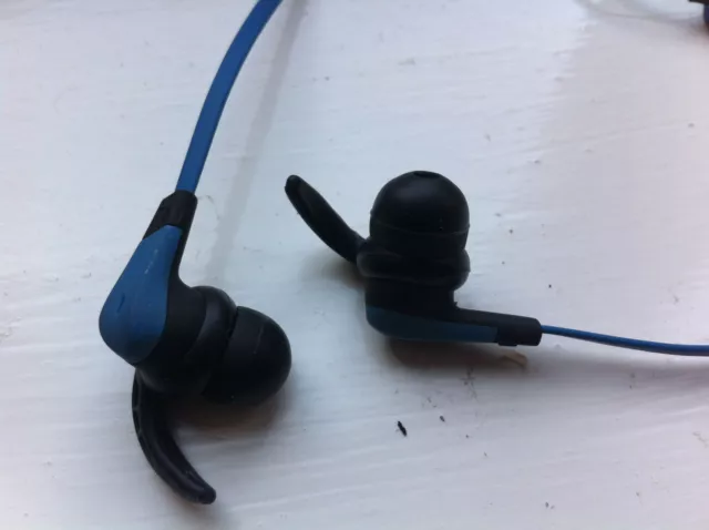 IHIP BLUETOOTH WARRIOR Athletic Sports Wireless Earphones STEALTH