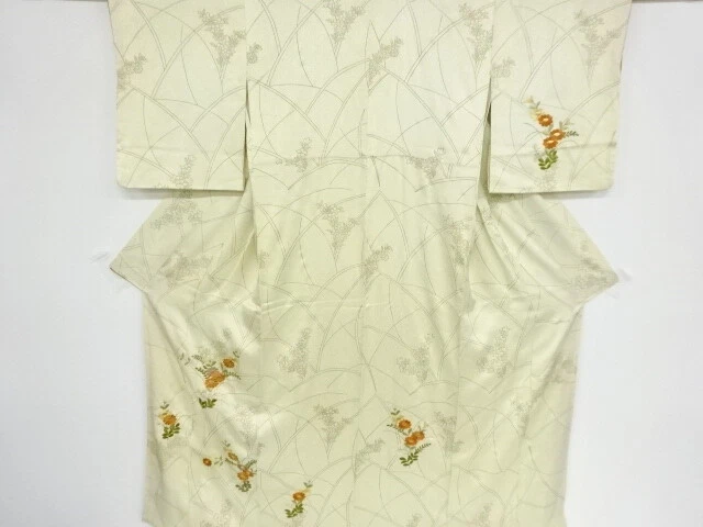 39768# Japanese Kimono / Antique Kimono / Embroidery / Kiku