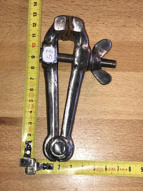 ETAU OLD TOOL / OUTIL ANCIEN, étau à main de serrage réf (n° 11 ) EUR 21,00 - FR