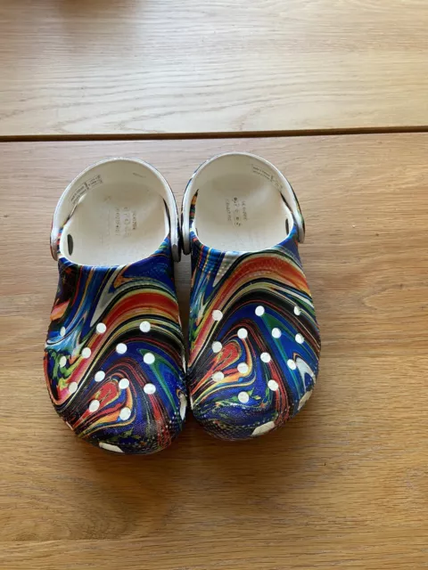 Childrens crocs online size 11