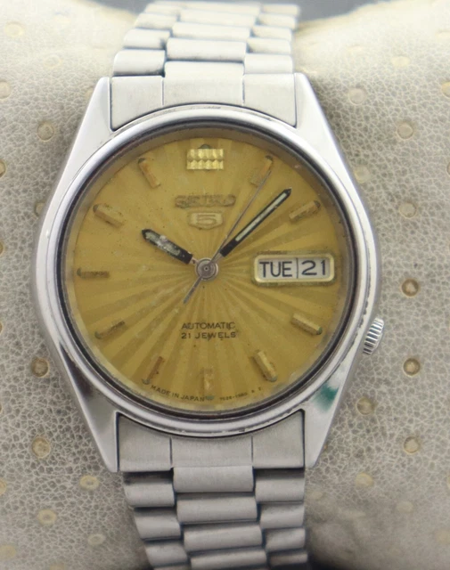 Vintage Seiko 5  Automatic 7s26 D/D  21J Men Watch Gold Dial Made By Japan