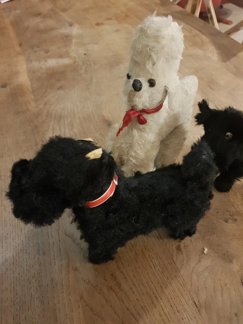 Anciennes Peluches Mickey Mouse Collector - Couple Des Années 1980 Par Anne Wilkinson, 26 Et 32 Cm