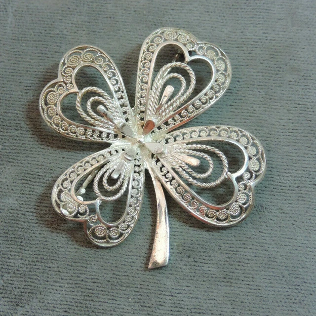 Broche Vintage Argent Filigrané 800 – Portugal – Superbe