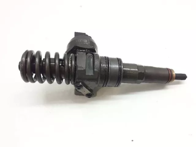 038130073Bn Injecteur / 038130073Bn / 2469062 Pour Audi A3 8P 1.9 Tdi Attracti