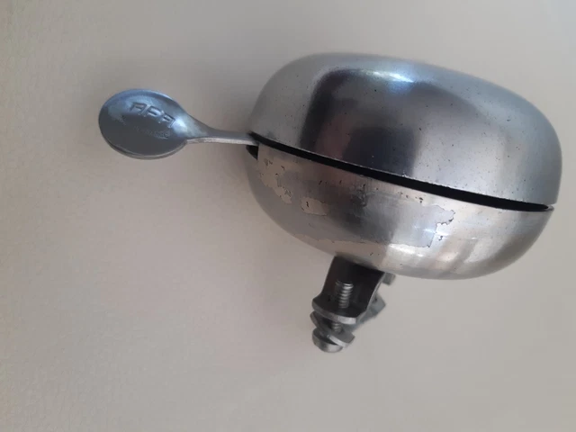 ANCIENNE SONNETTE VELO ROTA FRICTION EUR 15,00 - FR