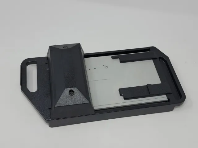 Bartizan Addressograph Series CM4000 Manual Credit Card Imprint Machine