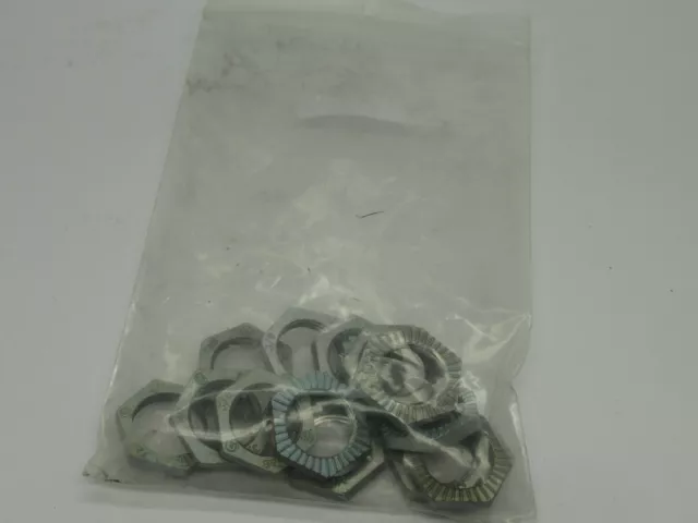 Thomas & Betts 140 3/8" Locknut Steel *Lot of 14* NOP
