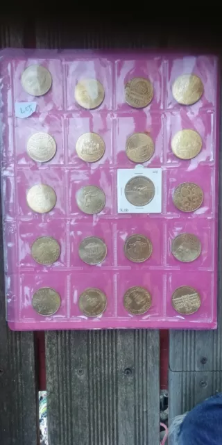 Lot 1: 20 médailles Touristiques  Jetons monnaie de Paris.