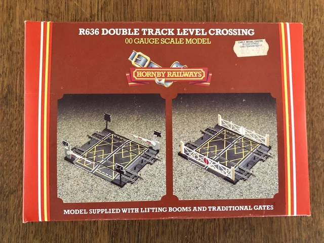 Hornby R636 doppelspuriger Bahnübergang - OO verpackt TOP.