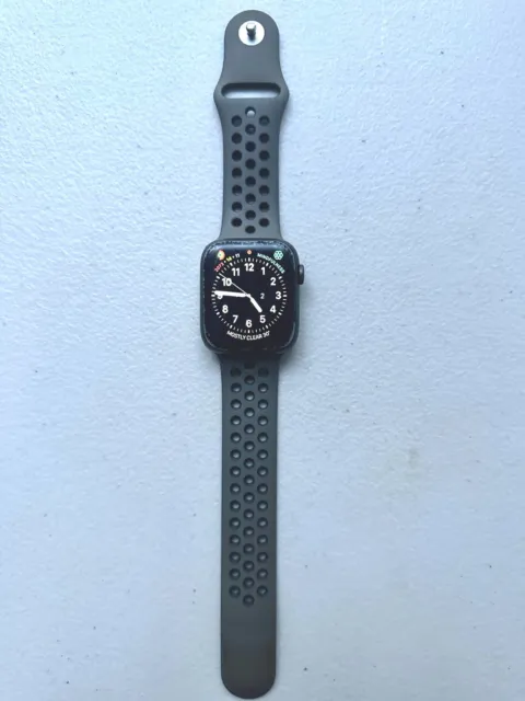 Apple Watch Series 6 44Mm Space Grey  (Gps + Cellular)
