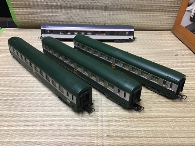 Coffret de 3 voitures Grand Confort TEE Le Capitole SNCF - HJ4168