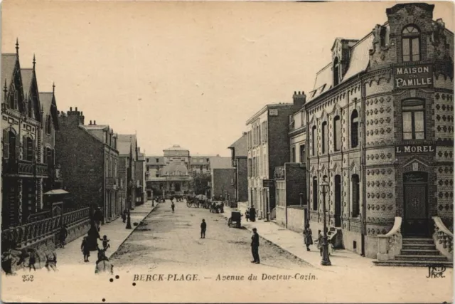 CPA Berck Plage-Avenue du Docteur-Cazin (46339)