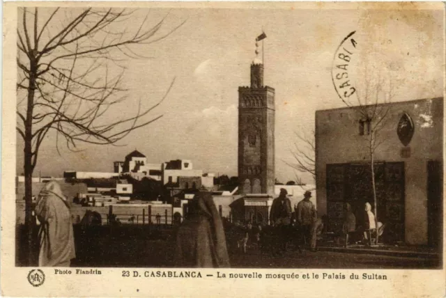 CPA AK CASABLANCA La nouvelle mosquee et le Palais du Sultan MAROC (824560)