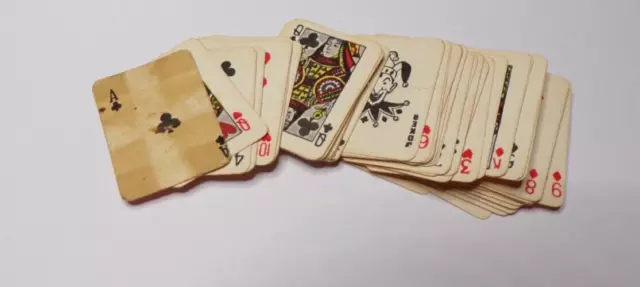 Mini jeu de 54 cartes a jouer