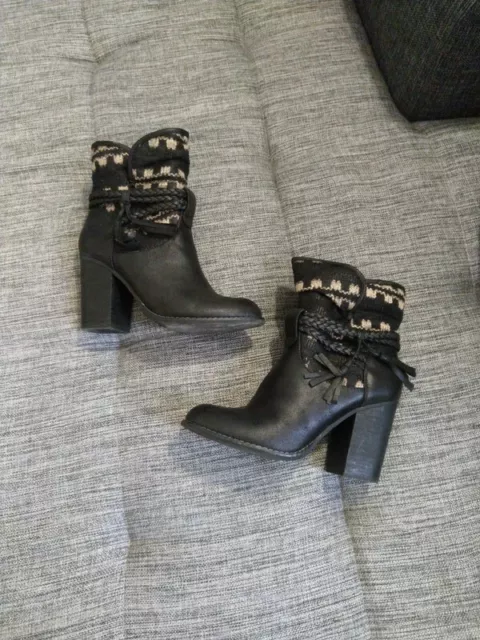 Bottines boots  eram cuir  Pointure 37 noire