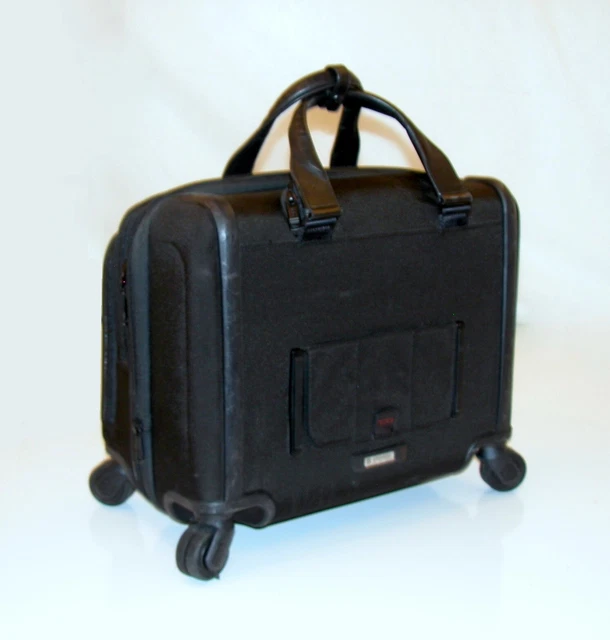 TUMI Alpha 3 Deluxe 4 Wheeled Spinner 17" Brief Carry-On - 2603627D3 / 117158 3